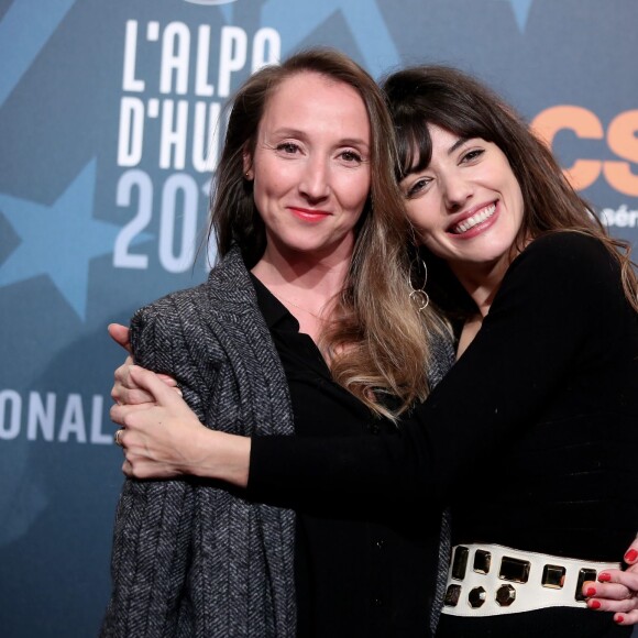 Audrey Lamy, Vanessa Guide lors du 19e Festival International du film de Comédie de l'Alpe d'Huez, le 15 janvier 2016.