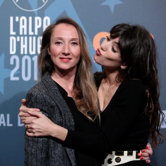 Audrey Lamy, Vanessa Guide lors du 19e Festival International du film de Comédie de l'Alpe d'Huez, le 15 janvier 2016.