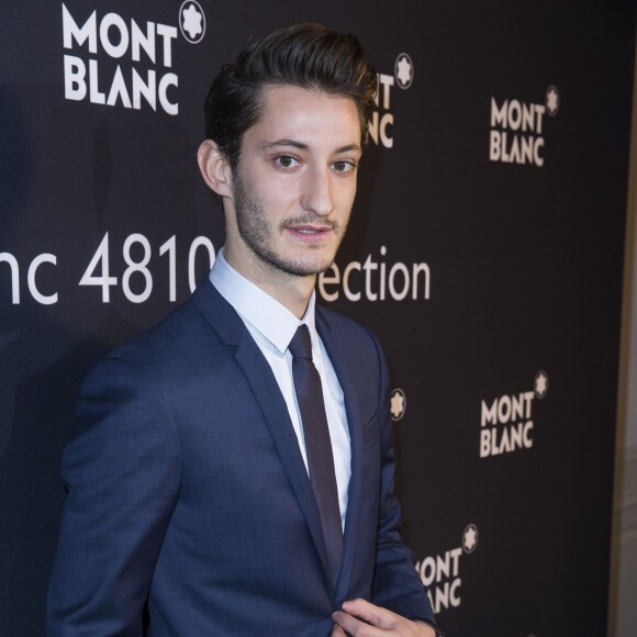 Pierre Niney - Photocall du dîner Montblanc pour le SIHH (Salon International de la Haute Horlogerie) à Genève, le 18 janvier 2016. © Olivier Borde/Bestimage