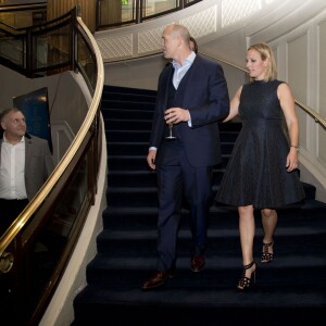 Zara Phillips et Mike Tindall lors du Nordoff Robbins Six Nations Championship Rugby Dinner, un dîner caritatif organisé au Grosvenor House Hotel le 20 janvier 2016, en amont du Tournoi des VI Nations. Mike Tindall était cette année la personnalité mise à l'honneur.