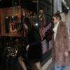 Gigi et Bella Hadid arrivent au magasin Agent Provocateur dans le 1er arrondissement de Paris, le 21 janvier 2016.