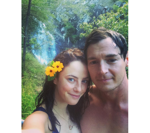 Kaya Scodelario et l'acteur Benjamin Walker se sont mariés en secret. Photo publiée sur sa page Instagram au mois de décembre 2015.