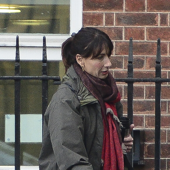 Samantha Cameron quitte Downing St for pour aller passer le weekend à la campagne après le rendez vous de David Cameron avec Amal Clooney et l'ancien président des Maldives Mohamed Nasheed, le 23 janvier 2016 à Londres