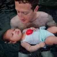 Mark Zuckerberg : sa fille Maxima trop stylée pour son premier bain !