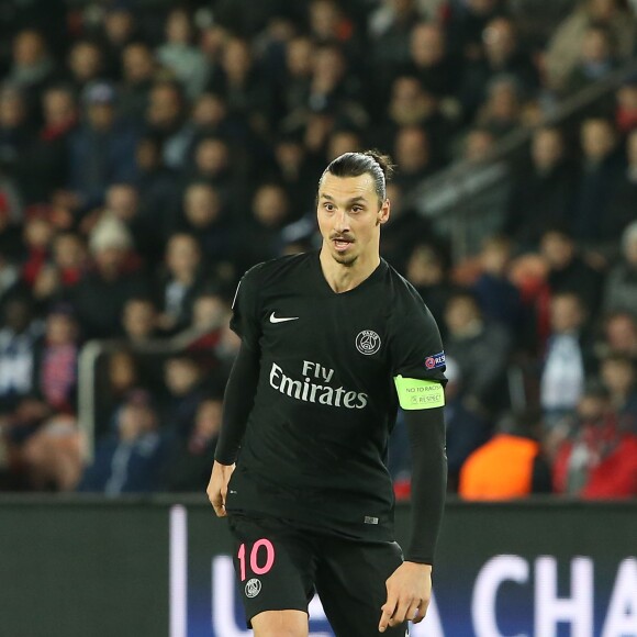 Zlatan Ibrahimovic lors de la rencontre de Ligue des Champions PSG - Shakhtar Donetsk au Parc des Princes à Paris, le 8 décembre 2015 © Cyril Moreau