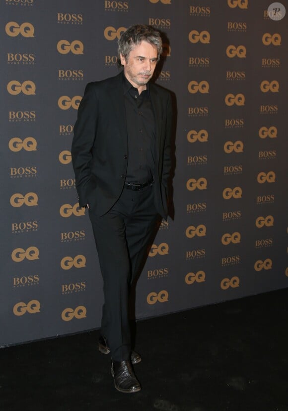 Jean-Michel Jarre - Photocall de la cérémonie des "GQ Awards 2015" au Shangri-La Hotel à Paris, le 25 janvier 2016. © Denis Guignebourg/Bestimage