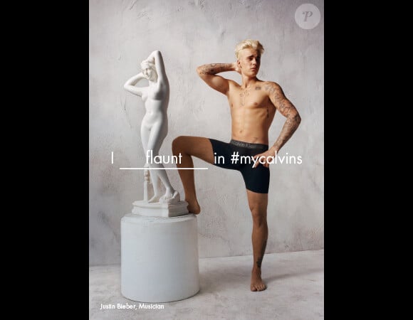 Justin Bieber - Campagne printemps 2016 des lignes Calvin Klein Collection, Calvin Klein Platinum, Calvin Klein Jeans et Calvin Klein Underwear. Photo par Tyrone Lebon.
