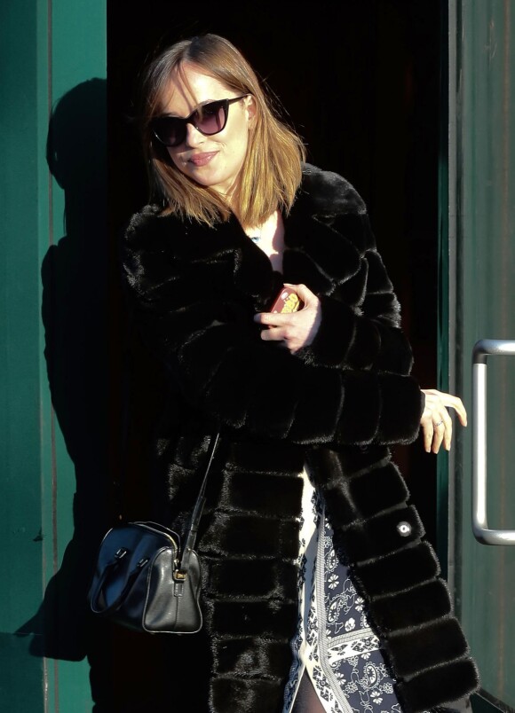 Dakota Johnson à New York le 21 janvier 2016
