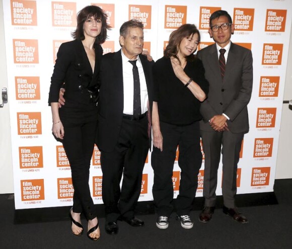 Jane Birkin et sa fille Charlotte Gainsbourg, avec Dennis Lim et Joe Dallessandro, à la rétrospective intitulée Jane and Charlotte Forever qui se déroule jusqu'au dimanche 7 février à la Film Society of Lincoln Center de New York le 29 janvier 2016.