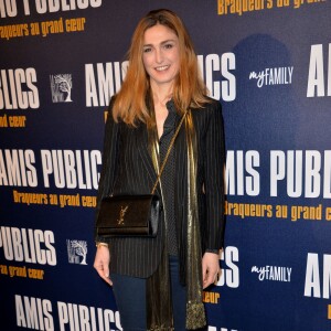 Julie Gayet - Avant-première du film "Amis Publics" au cinéma UGC Normandie à Paris, le 1er février 2016. © Veeren/Bestimage