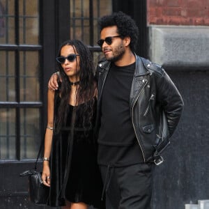 Exclusif - Premières images de Zoe Kravitz et son nouveau compagnon Twin Shadow (George Lewis Jr) en amoureux à New York le 16 juillet 2015.