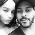 Twin Shadow a publié sur sa page Instagram une photo de lui et son amoureuse Zoë Kravitz, au mois de novembre 2015.