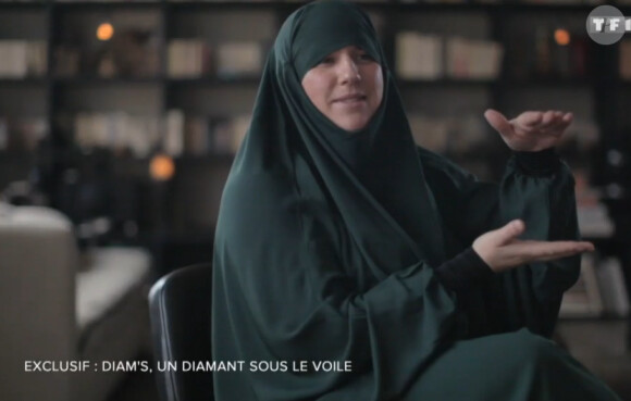 Mélanie Georgiades, alias Diam's, interviewée dans le magazine d'information Sept à huit sur TF1, le dimanche 24 mai 2015.