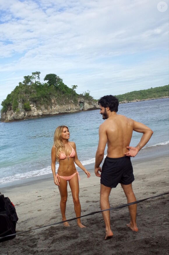 Exclusif - Sylvie Meis, l'ex de Rafael van der Vaart, en plein shooting à Bali le 4 février 2016