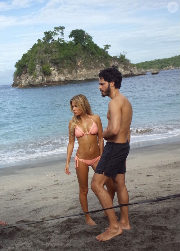 Exclusif - Sylvie Meis, l'ex de Rafael van der Vaart, en plein shooting à Bali le 4 février 2016
