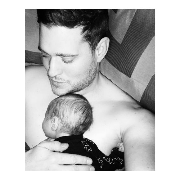 Michael Bublé a publié une photo de lui et son fils Elias sur sa page Instagram, le 10 février 2016.