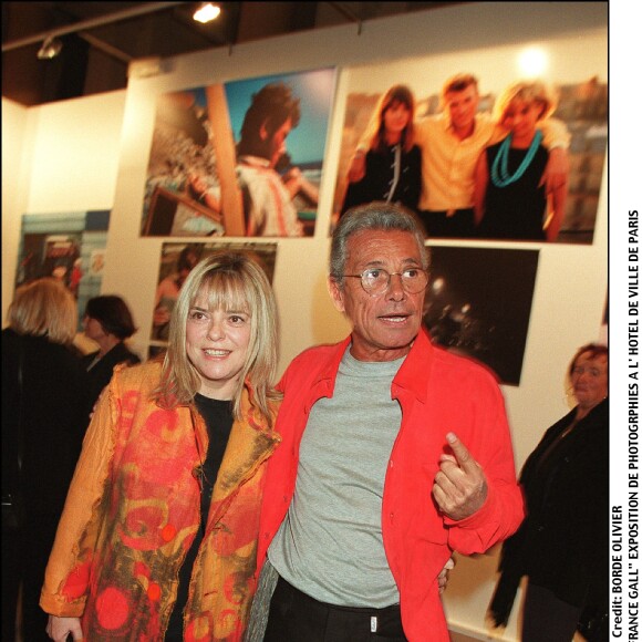 Jean Marie Perier et France Gall lors d'une exposition photo à Paris, le 19 novembre 2002