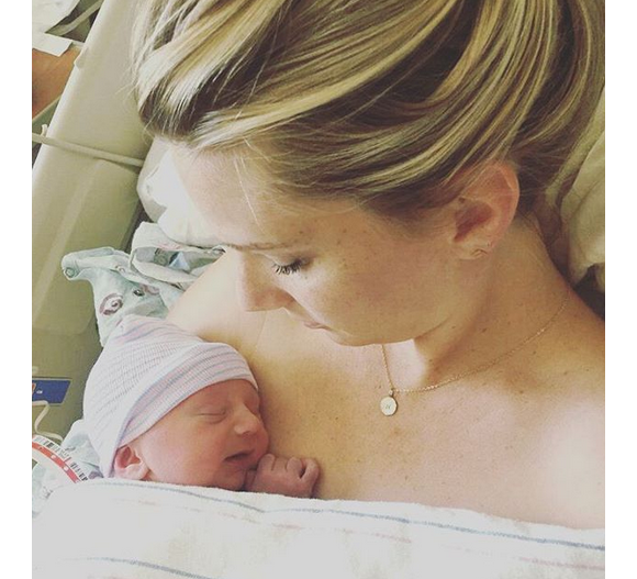 Heather Morris a donné naissance à son deuxième enfant, Owen Bartlett Hubbell, le 11 février 2016. Photo publiée sur Instagram.