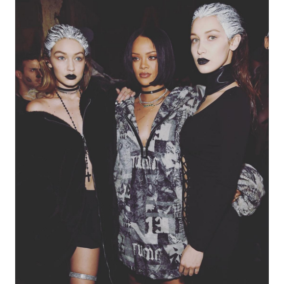 Les soeurs Hadid entourent la créatrice lors du défilé de Rihanna, Fenty x Puma, à New York durant la Fashion-Week, le 12 février 2016