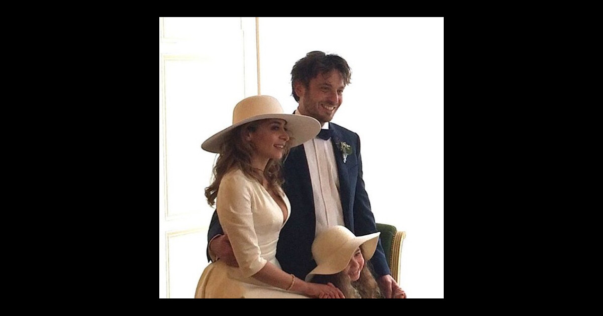 Julie Zenatti s'est mariée avec Benjamin Bellecour, devant leur fille