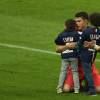 Thiago Silva et ses fils Isago et Iago lors de la victoire du PSG en finale de la Couple de la ligue au Stade de France à Saint-Denis, le 11 avril 2015
