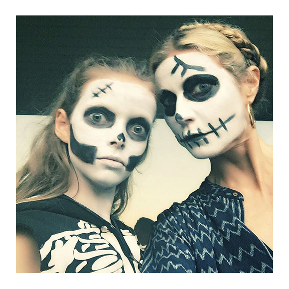 Gwyneth Paltrow a publié sur sa page Instagram une photo d'elle avec sa fille Apple Martin au mois d'octobre 2015.