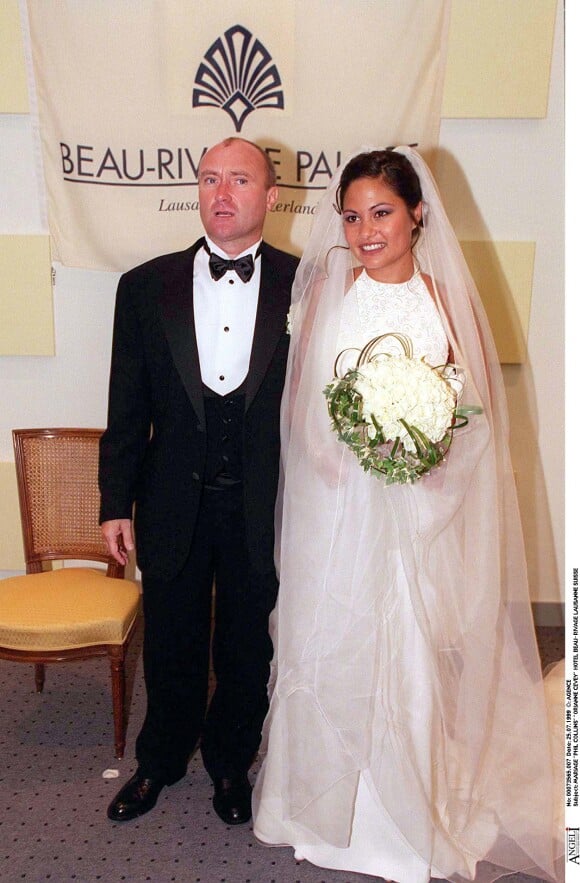 Mariage de Phil Collins et sa femme Orianne Cevey en Suisse, le 25 juillet 1999