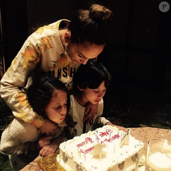 Jennifer Lopez fête les 8 ans de ses enfants, février 2016
