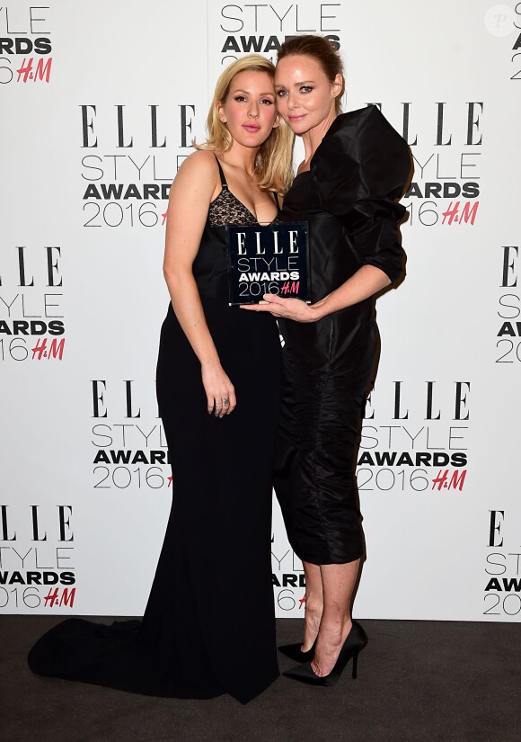 Ellie Goulding et Stella McCartney (créatrice de la marque britannique de l'année) - "Elle Style Awards 2016" au musée Tate Britain. Londres le 23 février 2016.