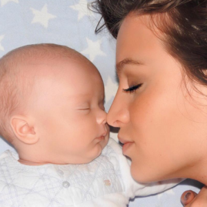 Jade Lagardère : Une maman heureuse auprès de son petit Nolan