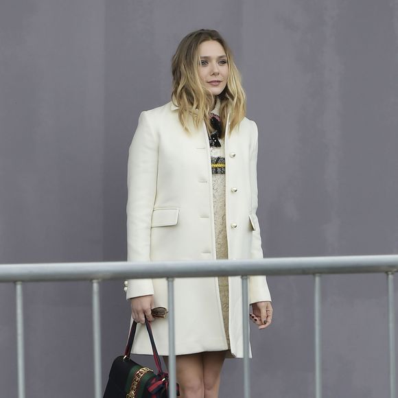 Elizabeth Olsen arrive au Via Valtellina, 7 pour assister au défilé Gucci. Milan, le 24 février 2016.
