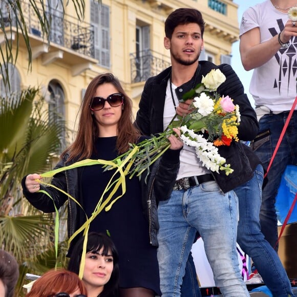 Fauve Hautot, Denitsa Ikonomova et Rayane Bensetti, en compagnie de la troupe de Danse avec les Stars, lors de la 4e bataille de fleurs dans le cadre du Carnaval de Nice le 24 février 2016. © Bruno Bebert