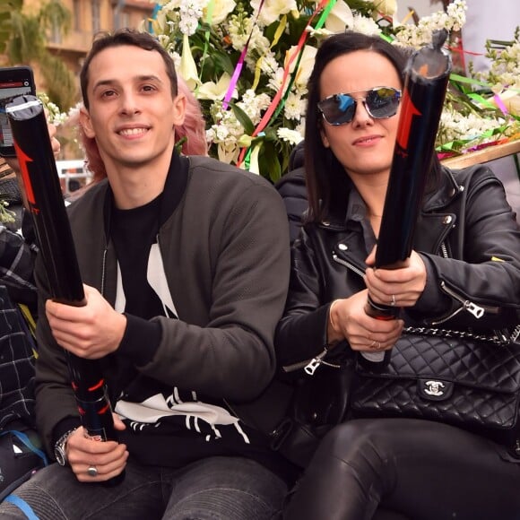 Jean-Marc Généreux, Grégoire Lyonnet et sa compagne Alizée, en compagnie de la troupe de Danse avec les Stars, lors de la 4e bataille de fleurs dans le cadre du Carnaval de Nice le 24 février 2016. © Bruno Bebert