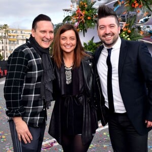 Jean-Marc Généreux, Priscilla Betti et Chris Marques, en compagnie de la troupe de Danse avec les Stars, lors de la 4e bataille de fleurs dans le cadre du Carnaval de Nice le 24 février 2016. © Bruno Bebert