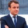 Emmanuel Macron visite le chantier STX France le 1er février 2016 à Saint-Nazaire lors de la cérémonie des pièces du paquebot MSC Meraviglia.