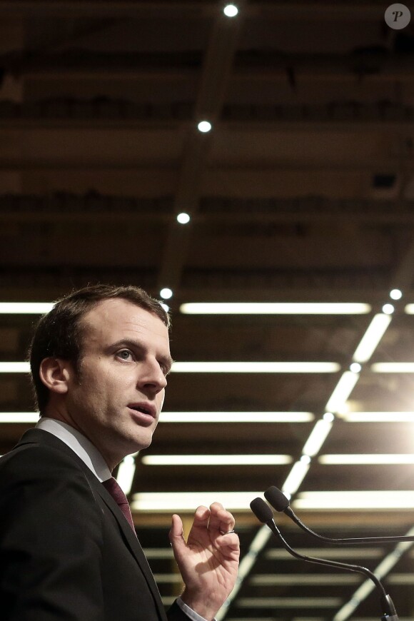 Emmanuel Macron, ministre de l'économie, de l'industrie et du numérique lors de la conférence Bercy Financements Export 2016 au ministère de l'économie et des finances à Paris, le 16 février 2016.