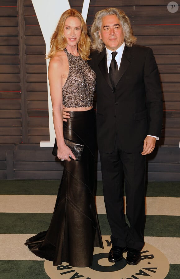 Mitch Glazer et Kelly Lynch à la soirée "Vanity Fair Oscar Party" après la 88ème cérémonie des Oscars à Hollywood. Le 28 février 2016