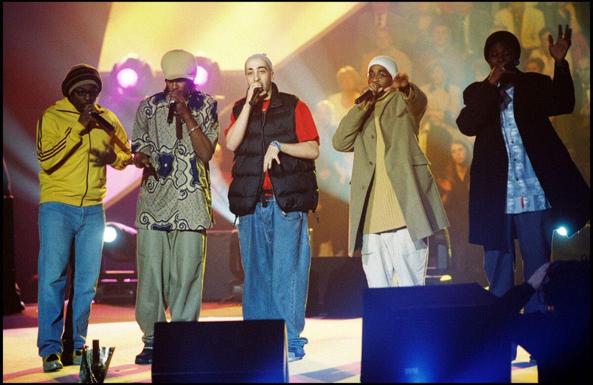 Photo ARCHIVES LE GROUPE "SAIAN SUPA CREW" SUR SCENE, 17 EME VICTOIRES DE LA MUSIQUE AU