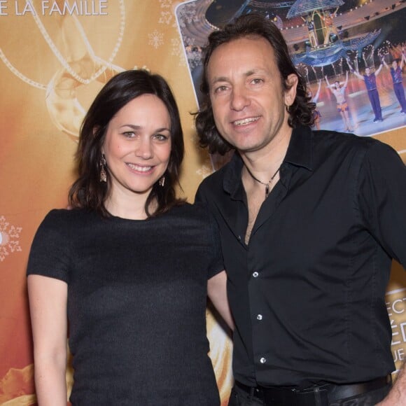 Nathalie Péchalat et Philippe Candeloro lors de la présentation du nouveau spectacle Holiday on Ice, "Believe", au Zénith de Paris, le 3 mars 2016. Le spectacle aura lieu au Zénith de Paris du 3 au 13 mars puis sera en tournée dans toute la France.