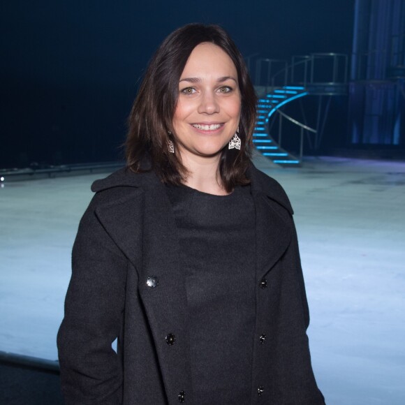 La jeune maman Nathalie Péchalat lors de la présentation du nouveau spectacle Holiday on Ice, "Believe", au Zénith de Paris, le 3 mars 2016. Le spectacle aura lieu au Zénith de Paris du 3 au 13 mars puis sera en tournée dans toute la France.