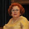 Jeanne Augier, richissime propriétaire de l'hôtel Negresco, dédicace son livre "La dame du Negresco" à Nice le 8 janvier 2013.