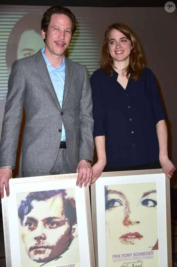 Reda Kateb (gagnant du Prix Patrick Dewaere 2015) et Adèle Haenel (gagnante du Prix Romy Schneider 2015) - 34e édition des Prix Romy Schneider et Patrick Dewaere au Sofitel Paris Le Faubourg à Paris, le 13 avril 2015.