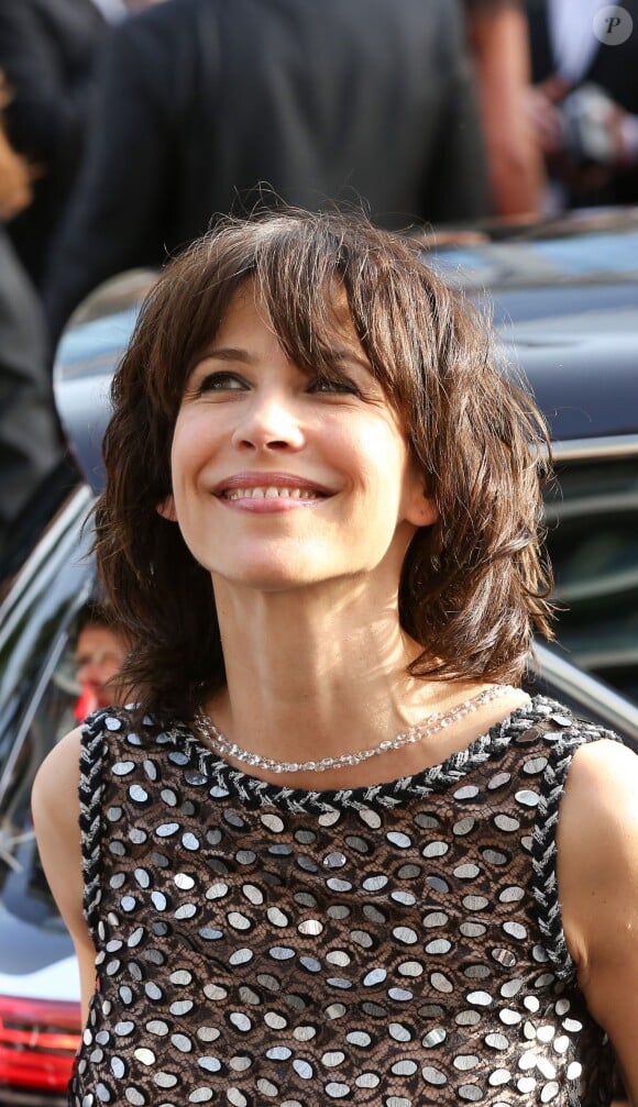 Sophie Marceau - Arrivées à la montée des marches du film "La tête haute" pour l'ouverture du 68ème Festival International du Film de Cannes, le 13 mai 2015