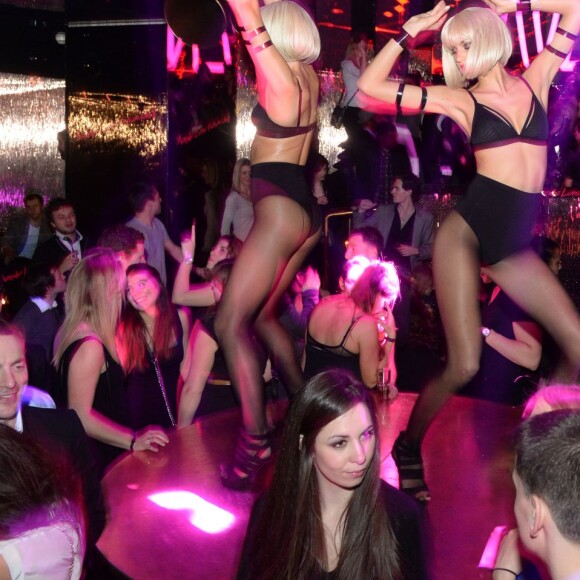 People à la soirée Mercedes-Benz au Vip Room à l'occasion de la fashion week à Paris. Le 8 mars 2016 © Rachid Bellak / Bestimage