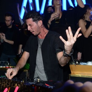 Exclusif - Le DJ The Avener (Tristan Casara) - People à la soirée Mercedes-Benz au Vip Room à l'occasion de la fashion week à Paris. Le 8 mars 2016 © Rachid Bellak / Bestimage