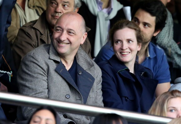 Nathalie Kosciusko-Morizet et son mari Jean-Pierre Philippe à la 35e journée du championnat de France de football, au Parc des Princes, entre le PSG et Valenciennes (1-1) à Paris le 5 mai 2013