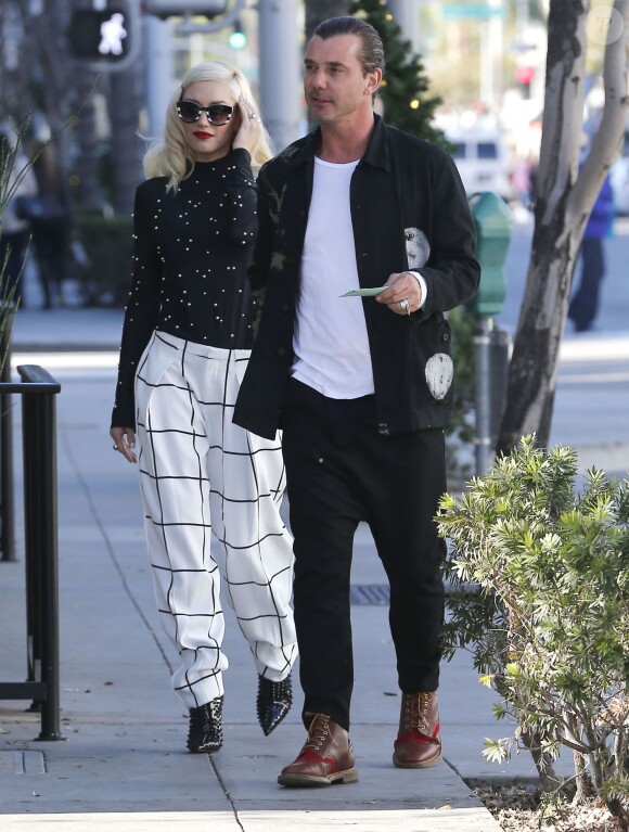 Gwen Stefani et son mari Gavin Rossdale vont déjeuner au restaurant avec le producteur Brett Ratner à Beverly Hills, le 4 janvier 2015.