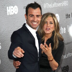 Justin Theroux et sa fiancée Jennifer Aniston - Première du film "The Leftovers" au NYU Skirball Center à New York. Le 23 juin 2014