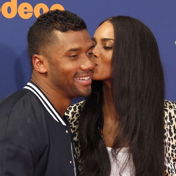 Ciara et son compagnon Russell Wilson au "Nickelodeon Kid's Choice Sports Awards" à Westwood le 16 juillet 2015