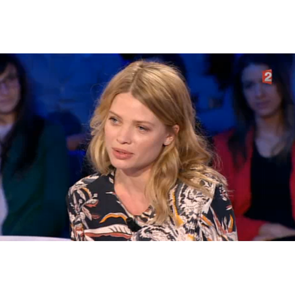 Mélanie Thierry, dans On n'est pas couché sur France 2, le samedi 19 mars 2016.